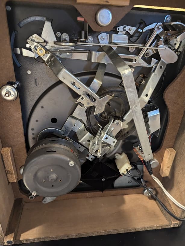 1960's Hi-Fi Stack: Sansui 2000 Receiver, Speakers & Dual 1019 Turntable gallery image 9